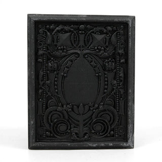 Sullivan Frieze - 24-inch — Dusted Black finish