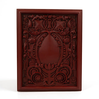 Sullivan Frieze - 24-inch — Rust finish