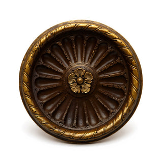 Belmont Medallion Wall Plaque - 20-inch — Bronze finish