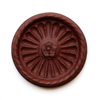Belmont Medallion Wall Plaque - 20-inch — Rust finish