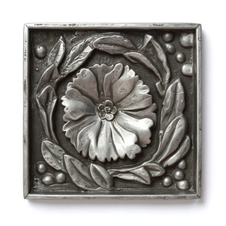 Rosette Remnant with Frame Wall Plaque - 15.75-inch — Aged Silver finish